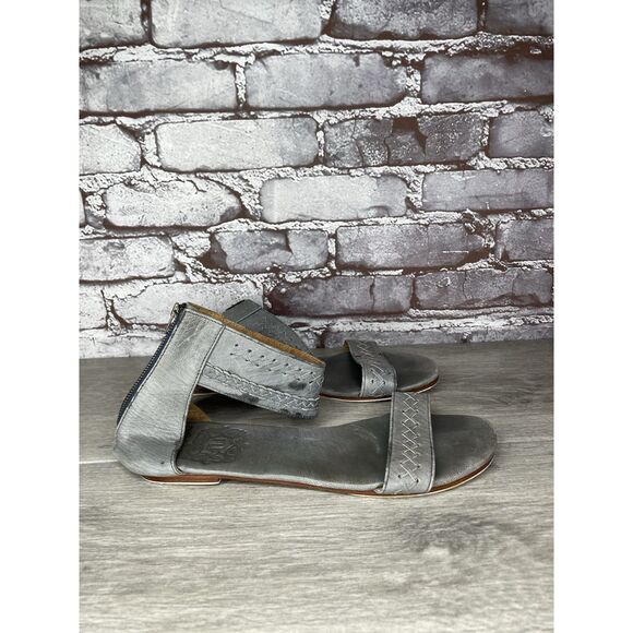 Elf Midsummer Gray Leather Open Toe Back Zipper Flats Shoes Women Sz 10M US/42EU - Picture 1 of 16